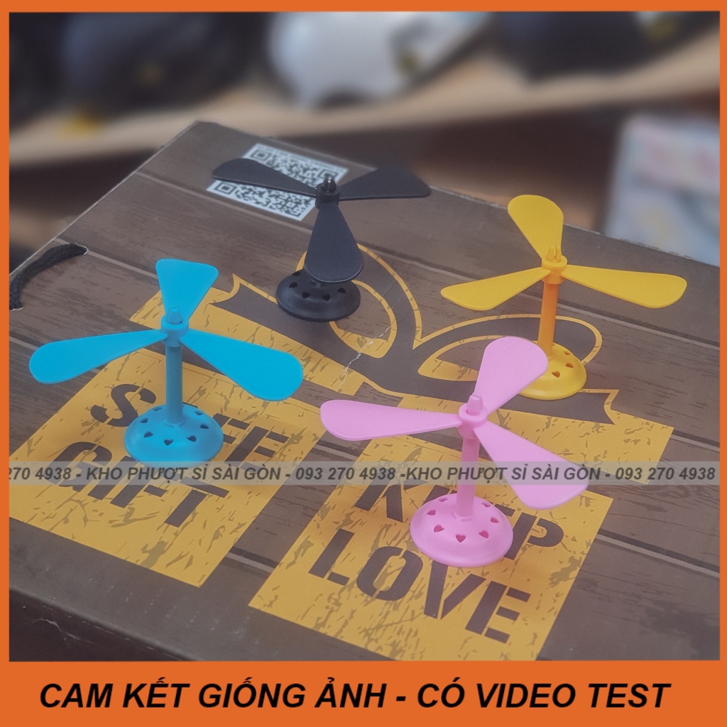 Phụ kiện chong chóng quay gắn mũ bảo hiểm siêu cute kèm keo dán - Chong chóng doremon