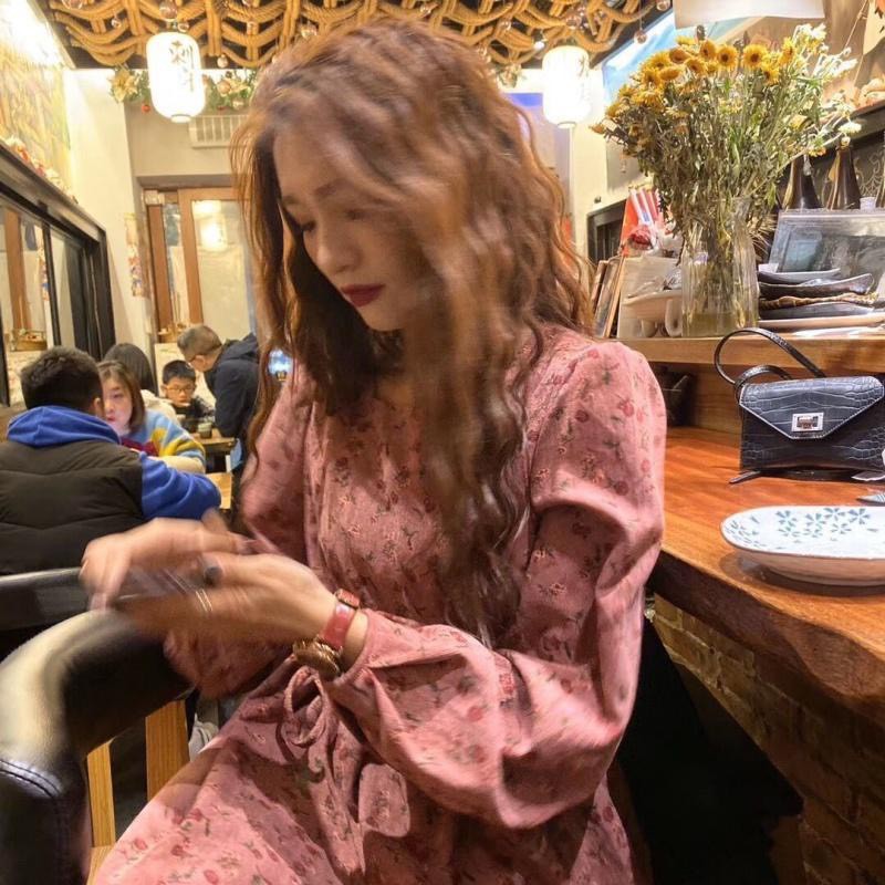 Đầm dài hoa hồng nhí cận chất kẻ tăm | BigBuy360 - bigbuy360.vn