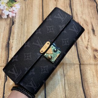 Ví lv khóa gạt FULLBOX