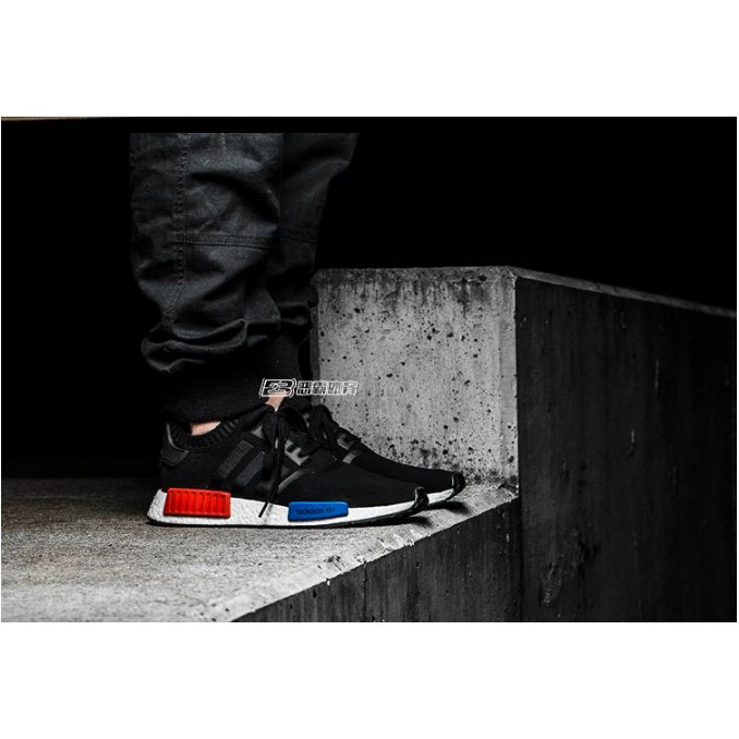 Addas NMD R1 Primeknit OG Đen / Trắng / Đỏ / Xanh Lam