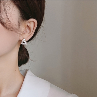 Bông tai đơn giản Hàn Quốc