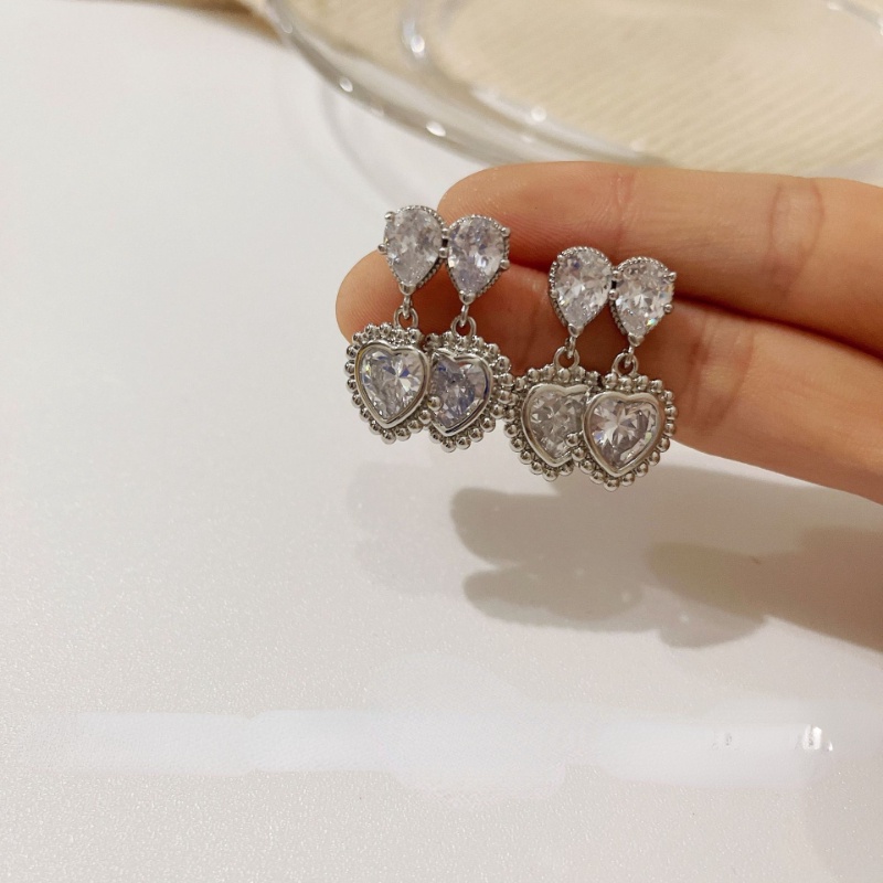 Khuyên Tai Hình Ngôi Sao Thời Trang Độc Đáo