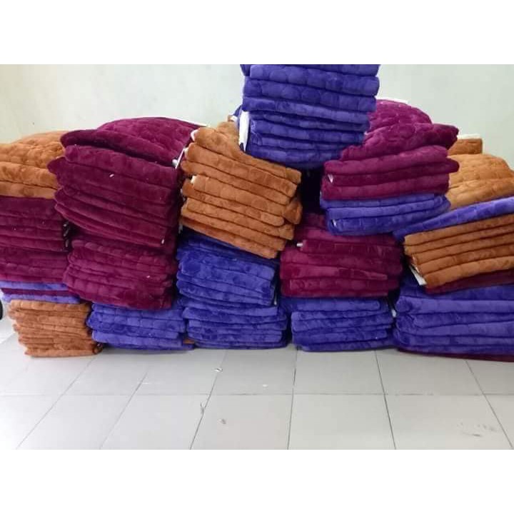 Thảm trải giường