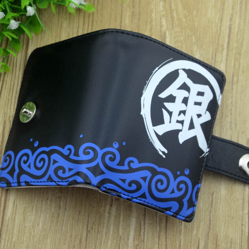 Ví dáng ngắn nhiều ngăn in họa tiết hoạt hình Gintama độc đáo | BigBuy360 - bigbuy360.vn