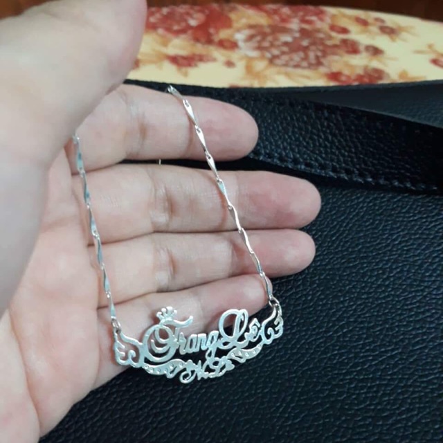 Dây chuyền khắc tên