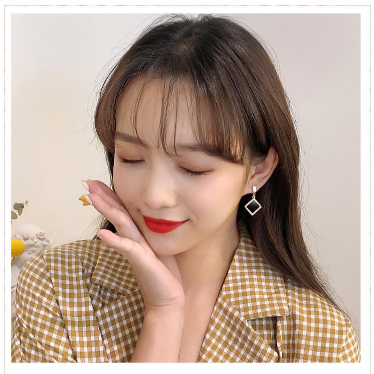 Ống Tiêm Dài Thời Trang Thanh Lịch