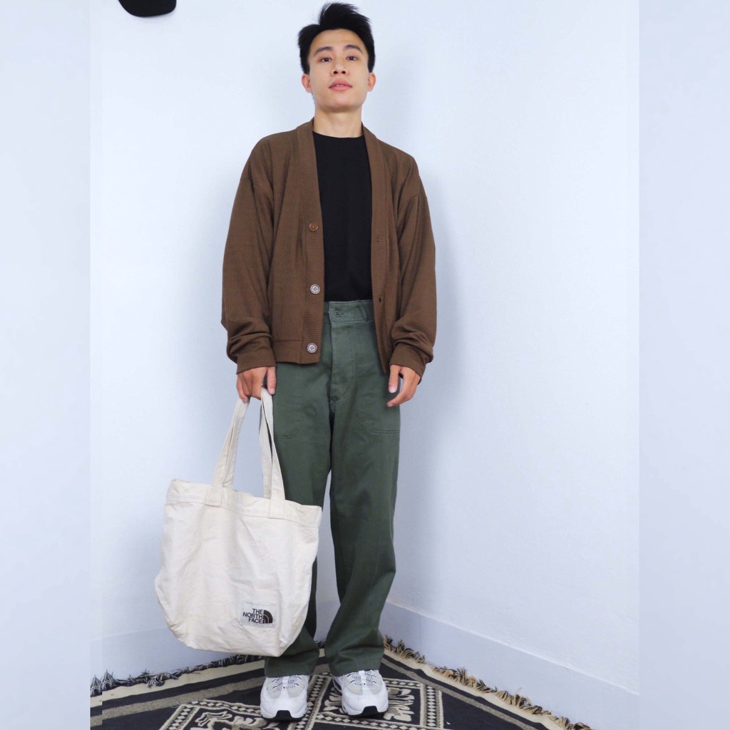 Áo cardigan màu nâu len tăm form crop 2plus 2+