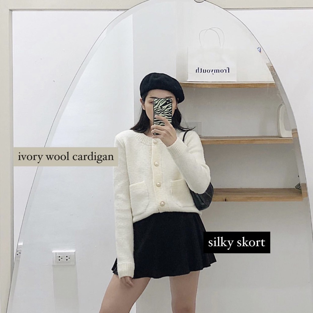 Naked By V - Chân váy Silky Skort | BigBuy360 - bigbuy360.vn