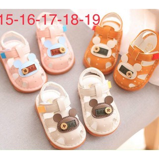 Giày sandal tập đi cho bé đế cao su chống trơn