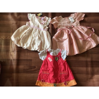 Đầm bé gái 2hand 3 cái