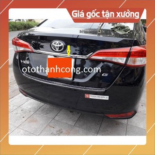 Ốp tay mở cốp vios 2019 2020