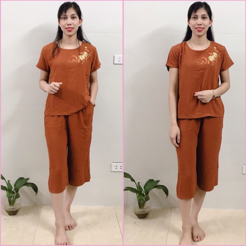 Bộ Đũi Tơ Tay Cộc Quần Lửng cho Bà Cho Mẹ - Bộ mặc Nhà Hoa Văn Thêu Cho Người Lớn tuổi