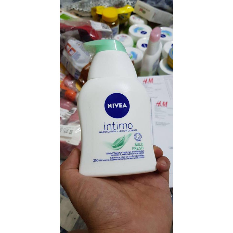 Dung dịch vệ sinh phụ nữ Nivea nội địa Đức