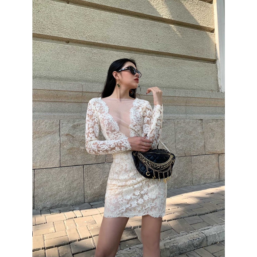 Váy ren body tay dài Lace Body Dress