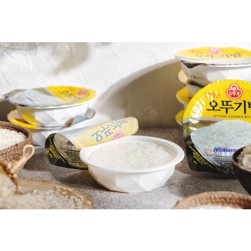 Cơm trắng ăn liền Ottogi hộp 210g - 맛있는 오뚜기밥 실속 - Cơm ăn liền bổ dưỡng chất lượng cao - Nhập khẩu Hàn Quốc