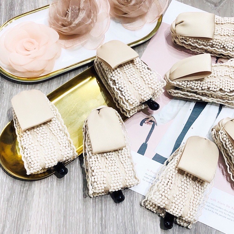 Kẹp tóc  2 màu be, đen