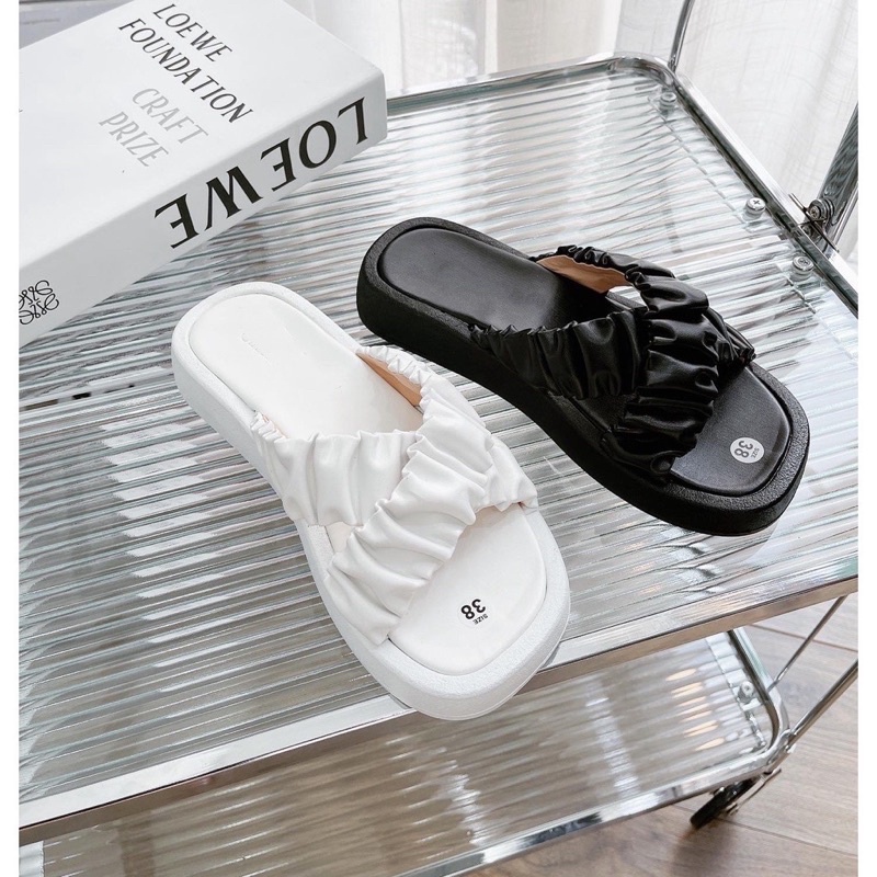 Dép Nữ Quai Chun Chéo Da Mềm Đế Bánh Mì Vải Nhún Siêu Xinh DD-0311