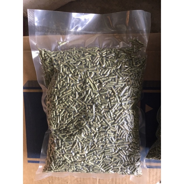 1kg Cỏ viên timothy nguyên chất 100% - thức ăn tốt cho thỏ, bọ trên 6 tháng.