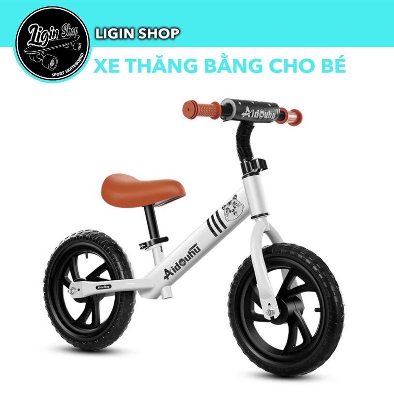 Xe thăng bằng, chòi chân cho bé, năng động nhiều màu sắc.