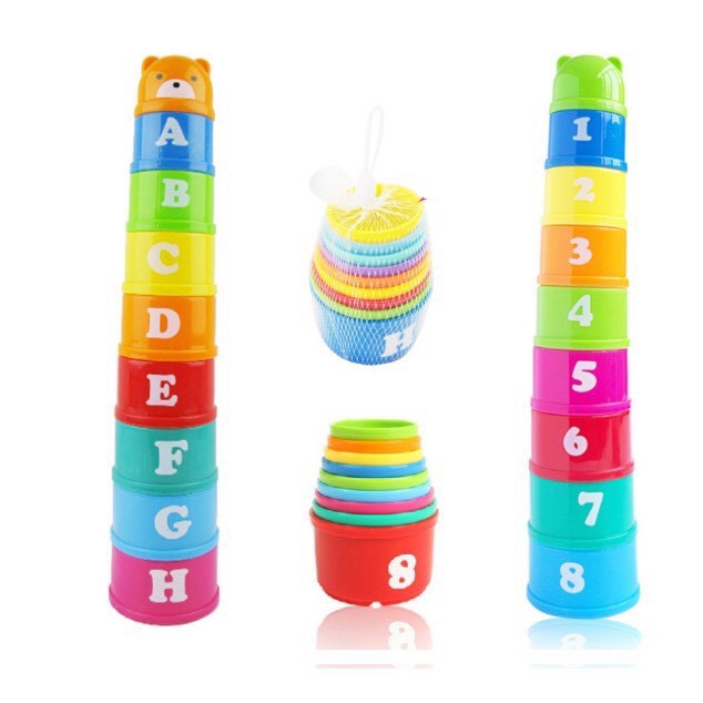Đồ chơi xếp cốc in hình chữ số giúp bé làm quen chữ và số