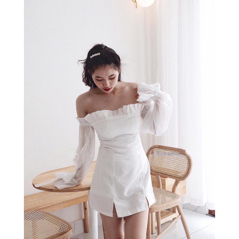 Đầm trắng rớt vai viền ngực xếp ly | BigBuy360 - bigbuy360.vn