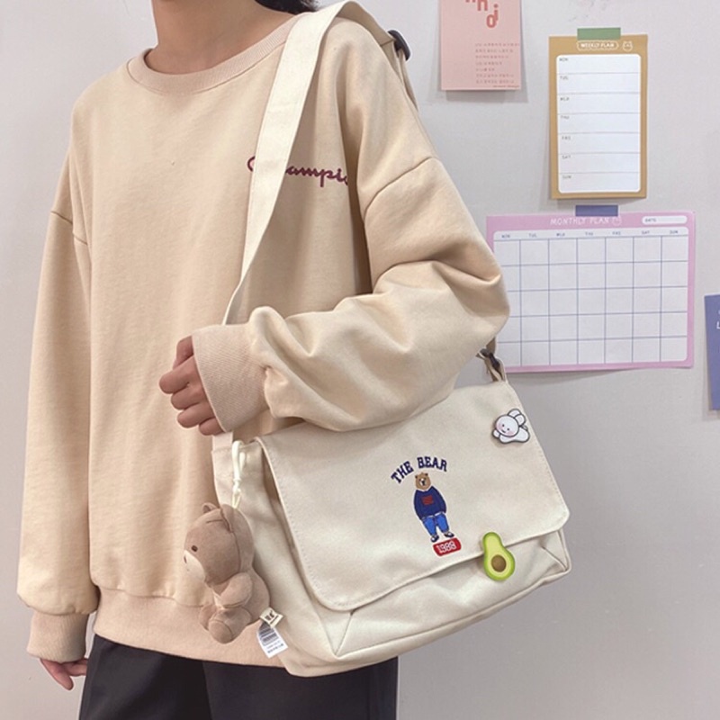 Túi unisex đeo chéo bì thư thêu hình gấu bear