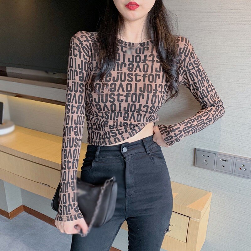 Áo thun lửng tay dài in chữ cá tính dành cho nữ