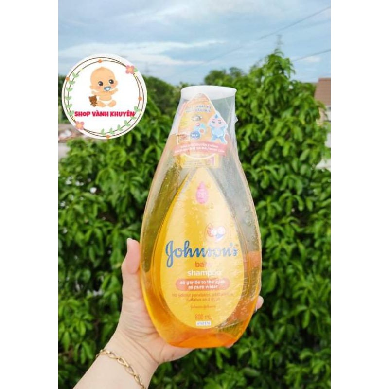 Dầu gội Johnson's dịu nhẹ 200ml /800ml