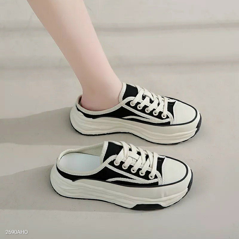 Giày Sục Thể Thao Nữ ĐỘN ĐẾ 4-5CM , bata đạp gót siêu xinh 2 màu Kem - Đen siêu tiện lợi đi chơi, du lịch