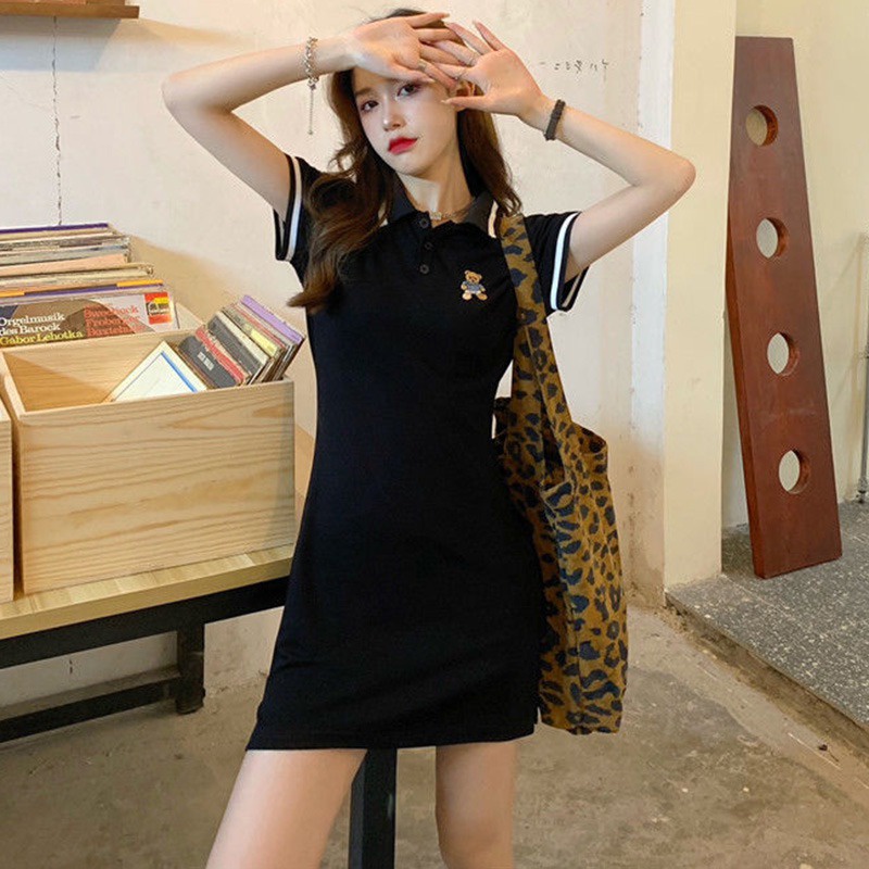 Đầm Thun Tay Ngắn Cổ Bẻ Thêu Hình Gấu Dễ Thương Cho Nữ