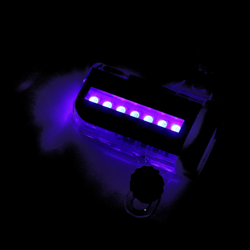 Đèn LED gắn bánh xe trang trí sáng tạo