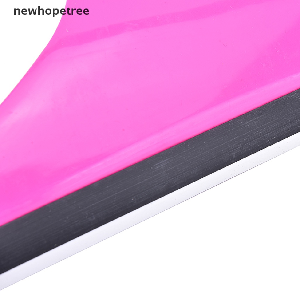 Cây Gạt Nước Vệ Sinh Kính Cửa Sổ Xe Hơi Tiện Dụng