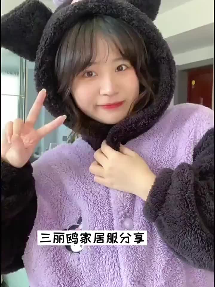 Áo choàng ngủ Melody Đầm Ngủ Lông Cừu San Hô Dày Dặn In Họa Tiết Melody Dễ Thương Thời Trang Mùa Đông | BigBuy360 - bigbuy360.vn