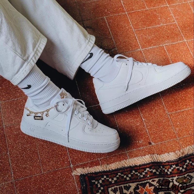 GIÀY THỂ THAO MIX CHARM 2022