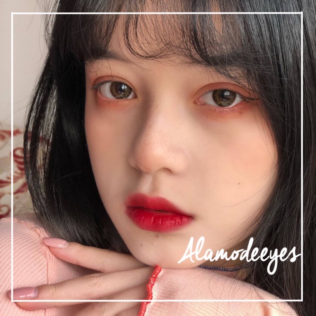 Lens nâu gỗ nhẹ