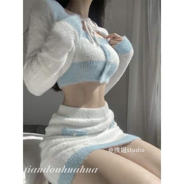 SET ÁO LEN CHÂN VÁY