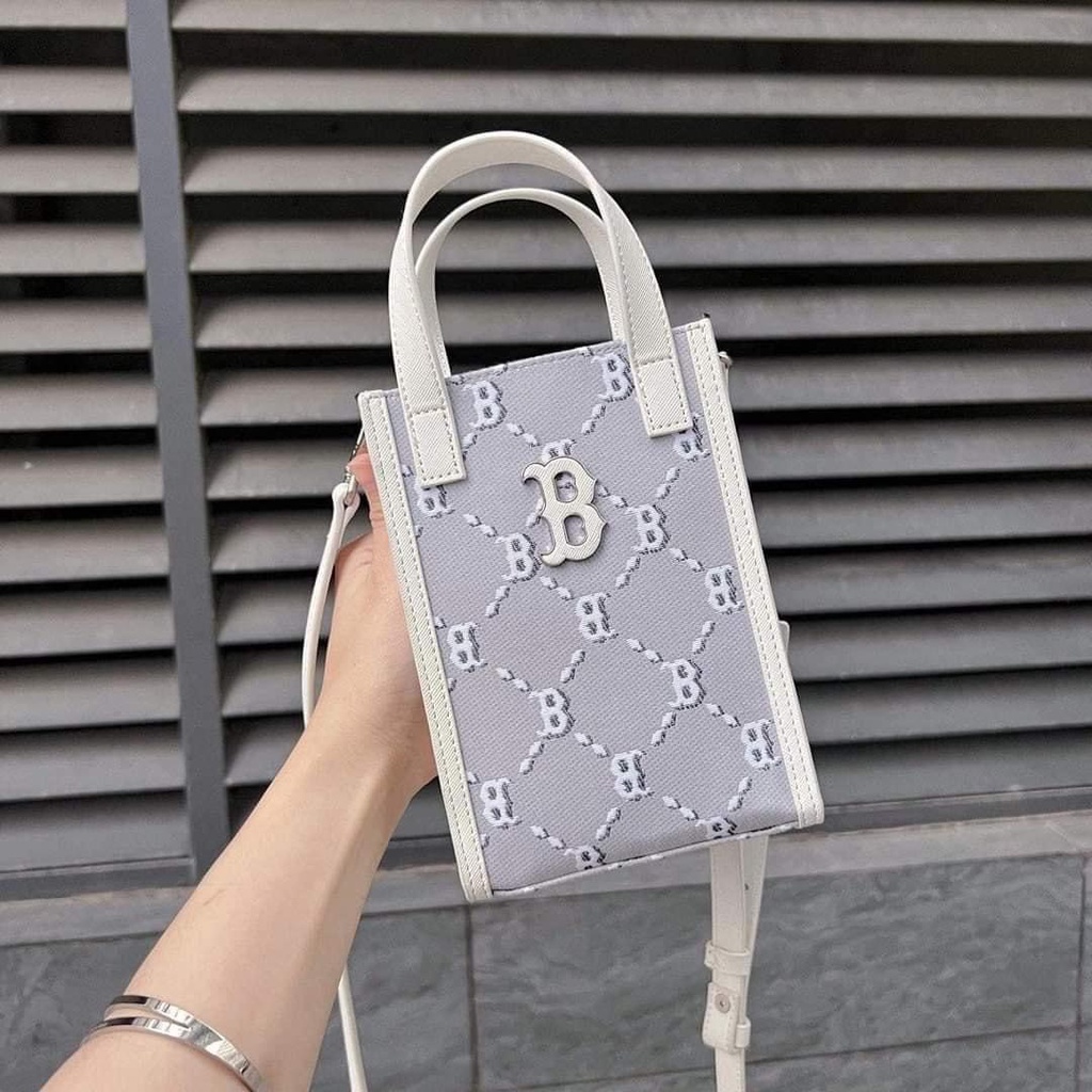 [Chính hãng] Túi đeo chéo đựng điện thoại MLB monogram diamond jacquard
