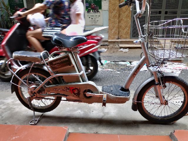 Xe đạp điện 2.liên hệ shop để ship rẻ hơn