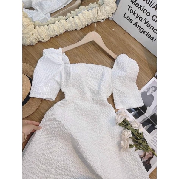 ĐẦM XỐP TRẮNG CỔ VUÔNG TAY PHỒNG