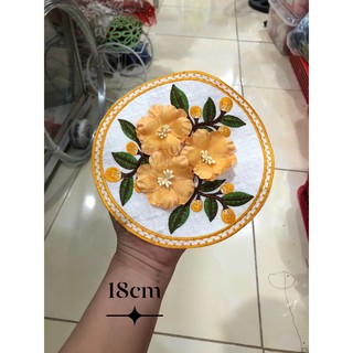 Ren hình tròn trang trí áo dài