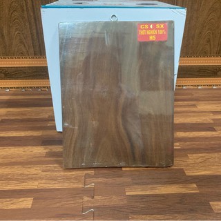 Thớt gỗ nghiến vuông (28~30)x(21~23)x(1~2)cm