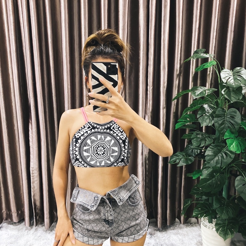 Áo bơi dáng thể thao