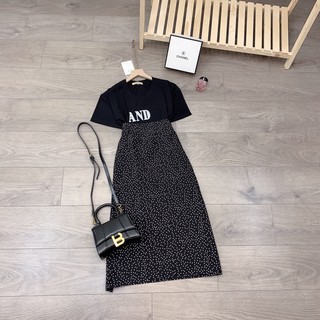 Set áo phông và chân váy chấm bi