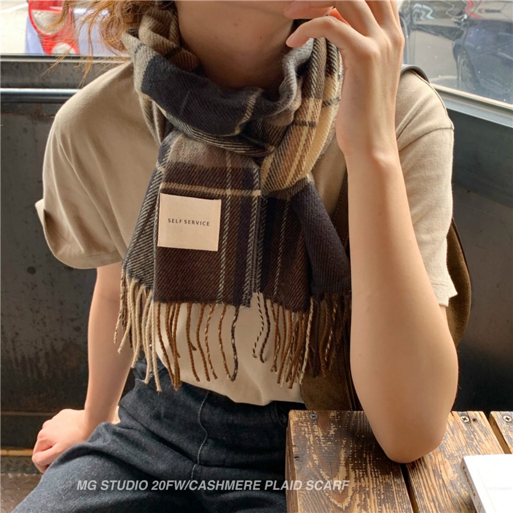 Khăn Choàng MG STUDIO Vải Cashmere Phối Tua Rua Họa Tiết Sọc Caro