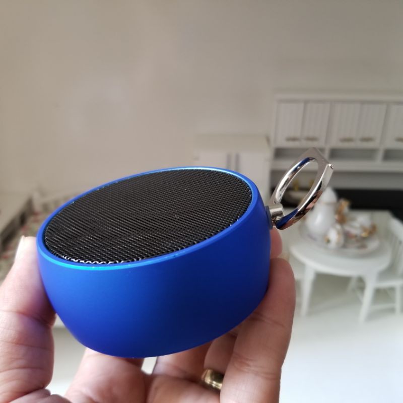 Loa bluetooth mini có hỗ trợ thẻ nhớ, đàm thoại - màu sắc ngẫu nhiên