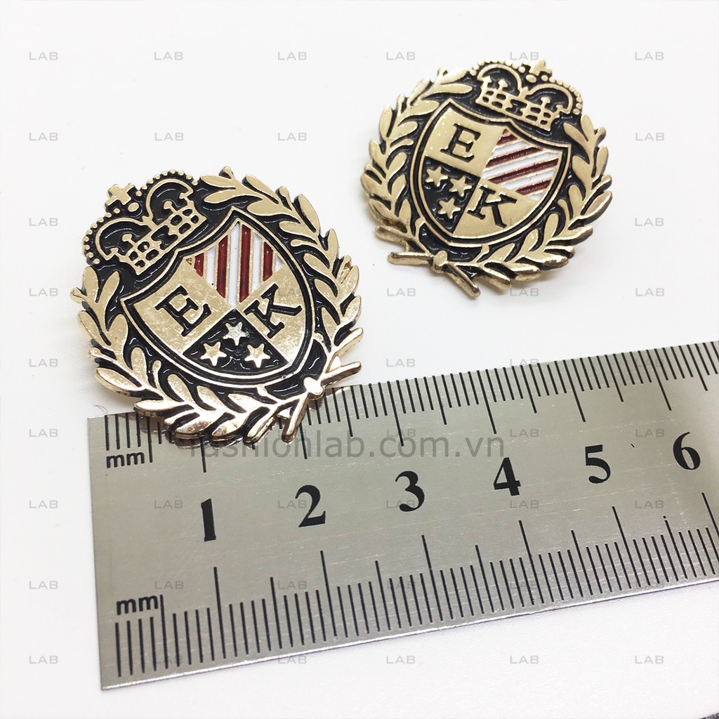 Pin huy hiệu cài áo - EK (Chiếc) #0209