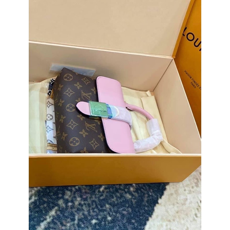 Túi LV k box lỗi nhẹ