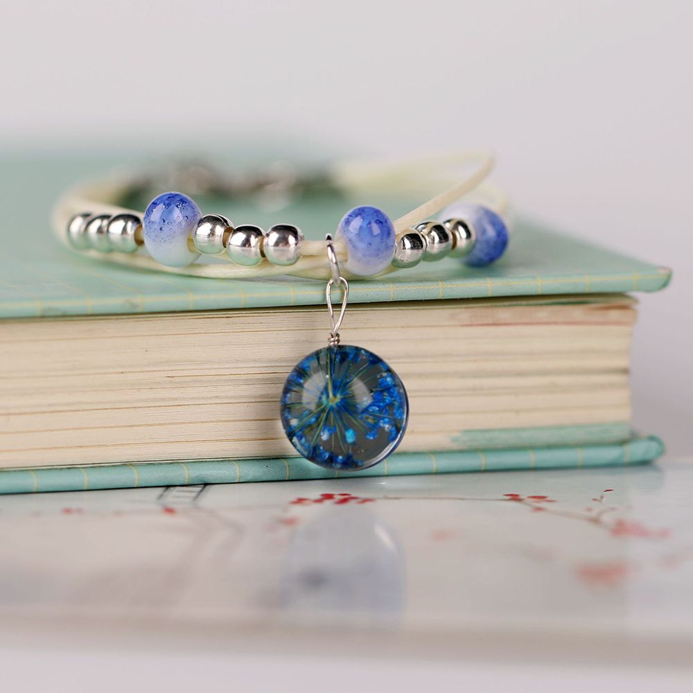 Vòng Đeo Tay Gắn Quả Cầu Thủy Tinh Chứa Hoa Khô Xinh Xắn Dành Cho Nữ