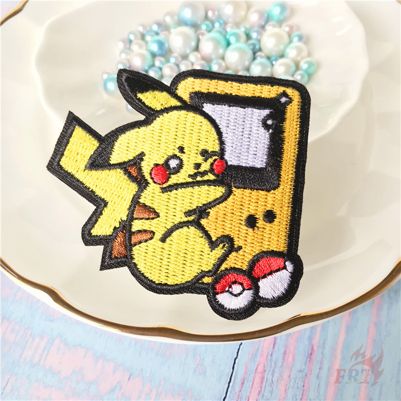 ☸ Miếng Dán Ủi Quần Áo Hình Pokemon GO - Game ☸ 1 Huy Hiệu Ủi Thêu Hình Pikachu / Charmander / Bulbasaur / Squirtle