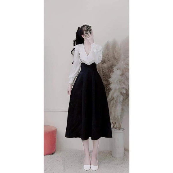 Váy xòe yếm